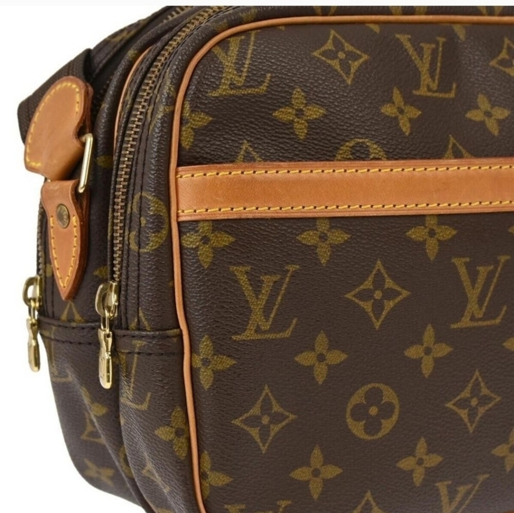 LV w/COA Monogram Reporter Bag in EUC - Picture 11 of 15